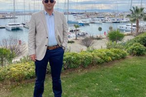 Didim Belediyesi Zabıta Müdürü Murat Hacıfettahoğlu'na silahlı saldırı yapıldı !